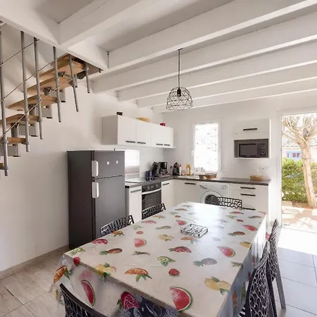 Sur Mer, Maison Spacieuse Pour 7 Semesterbostad *